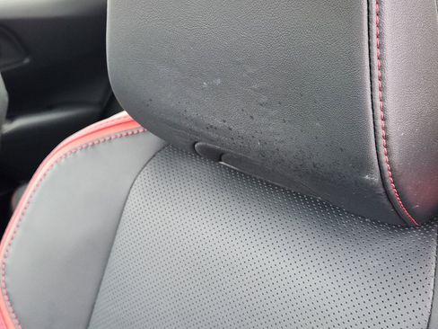 Used 2025 Toyota Prius Plug-In Hybrid image 18