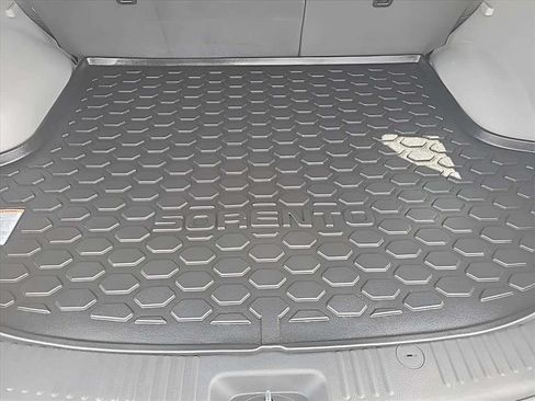 Used 2013 Kia Sorento LX AWD/4WD image 21