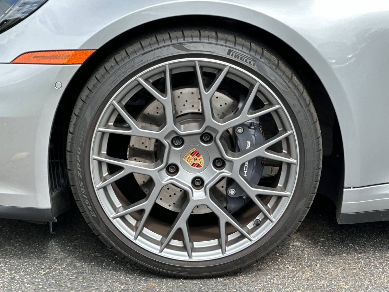 Certified 2025 Porsche 911 Carrera RWD image 30