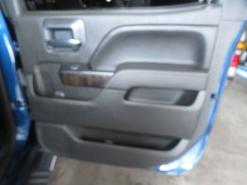 Used 2015 GMC Sierra 1500 Denali w/ Driver Alert Package AWD/4WD image 29