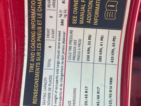 Used 2013 Mercedes-Benz C 250 Sedan image 39