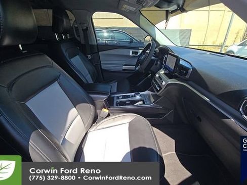 Used 2022 Ford Explorer XLT w/ Equipment Group 202A AWD/4WD image 11