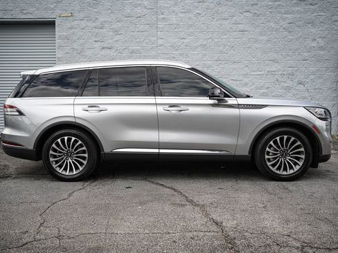 Used 2020 Lincoln Aviator Reserve w/ Equipment Group 201A RWD image 18
