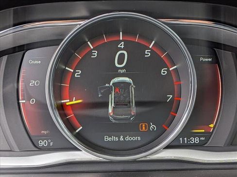 Used 2017 Volvo XC60 T5 Dynamic w/ Preferred Option Package image 10