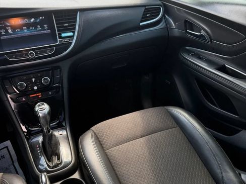Used 2019 Buick Encore Sport Touring w/ Safety Package FWD image 18