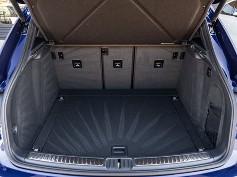 New 2026 Porsche Macan Turbo image 39