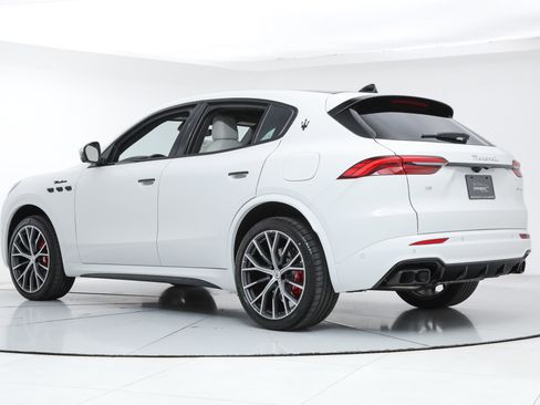 New 2026 Maserati Grecale Modena AWD/4WD image 3