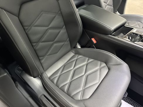 New 2026 Volkswagen Atlas SE image 42