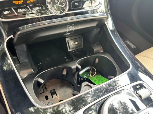 Used 2018 Mercedes-Benz E 300 w/ Premium 1 Package image 44