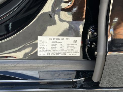 Used 2023 Tesla Model S Standard Range image 22