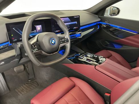 Certified 2024 BMW i5 eDrive40i w/ Premium Package image 25