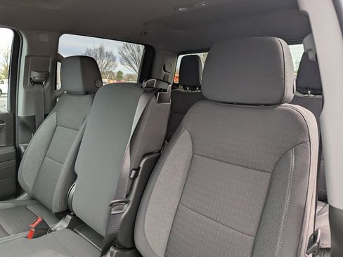 New 2026 GMC Sierra 1500 SLE w/ X31 Off-Road Package image 12