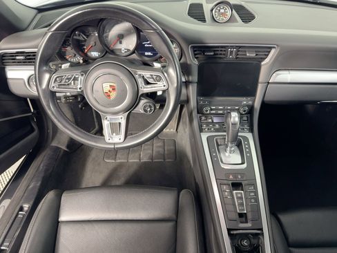 Used 2018 Porsche 911 Carrera S image 27