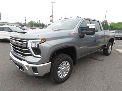 New 2025 Chevrolet Silverado 3500 LTZ w/ LTZ Convenience Package image 7