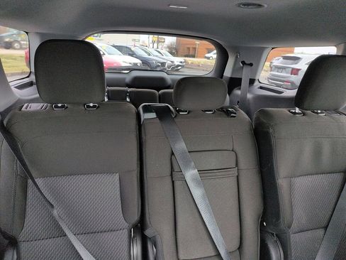 Used 2022 Ford Explorer XLT w/ Class IV Trailer Tow Package image 8