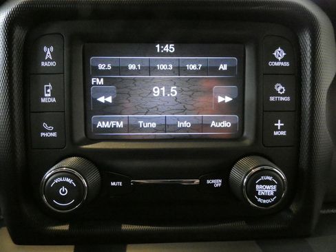 Used 2019 Jeep Wrangler Unlimited Sport AWD/4WD image 12