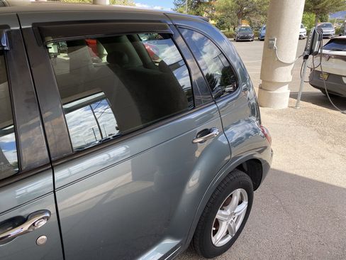 Used 2006 Chrysler PT Cruiser image 45