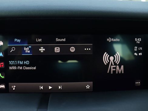 Used 2022 Porsche Taycan 4 Cross Turismo image 30