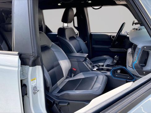 Used 2023 Ford Bronco Black Diamond AWD/4WD image 23