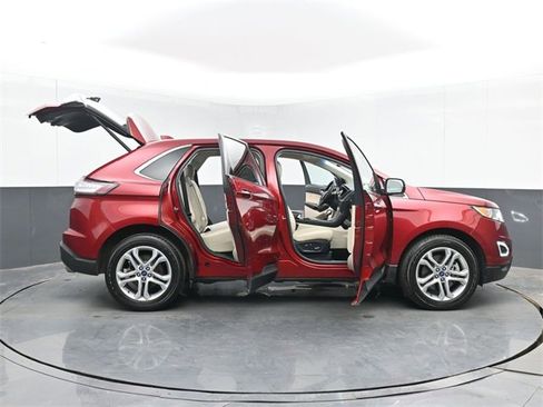 Used 2017 Ford Edge Titanium w/ Technology Package image 53