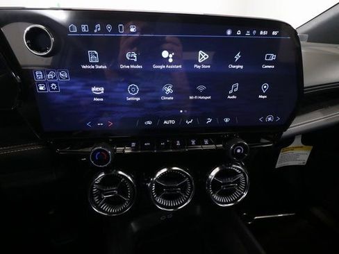 New 2025 Chevrolet Blazer EV LT image 8