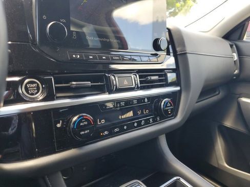 Certified 2023 Nissan Pathfinder SL w/ SL Premium Package image 34