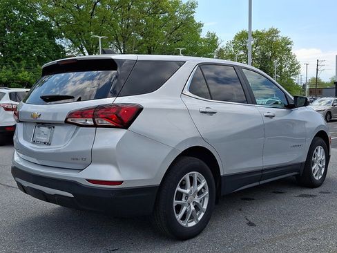Used 2022 Chevrolet Equinox LT AWD/4WD image 4