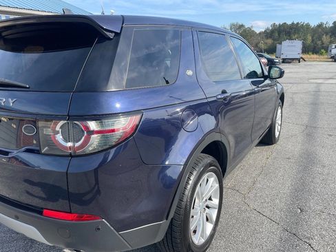 Used 2016 Land Rover Discovery Sport HSE image 3