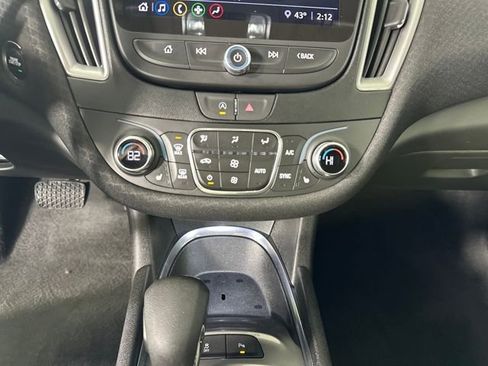 Used 2024 Chevrolet Malibu LT image 23