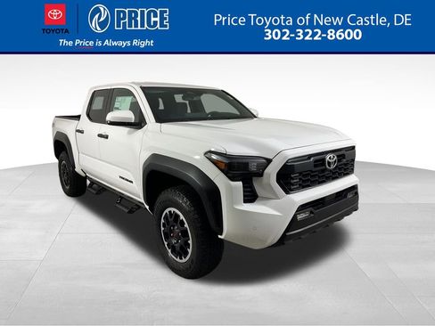 Used 2025 Toyota Tacoma 4x4 Double Cab image 1