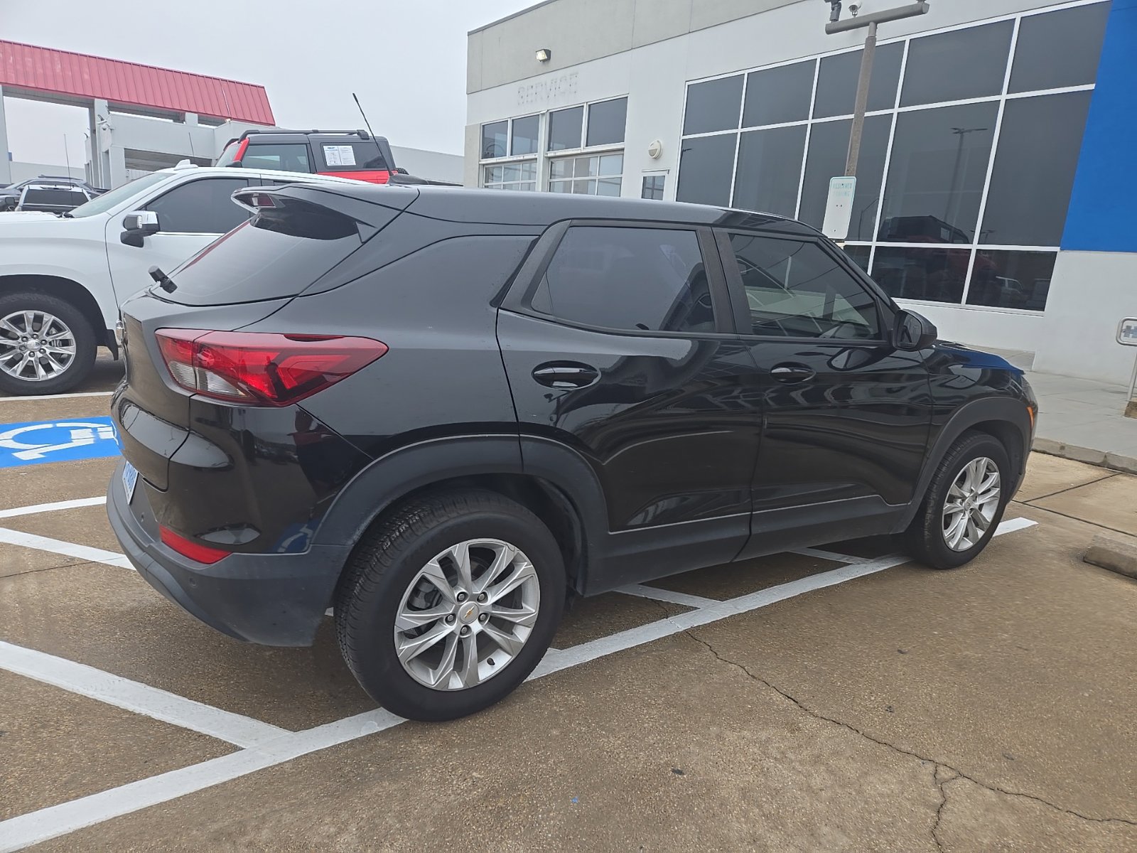 Used 2021 Chevrolet TrailBlazer LS FWD image 5