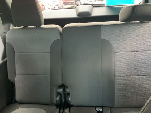 Used 2023 Chevrolet Traverse LT w/ LPO, Floor Liner Package AWD/4WD image 19