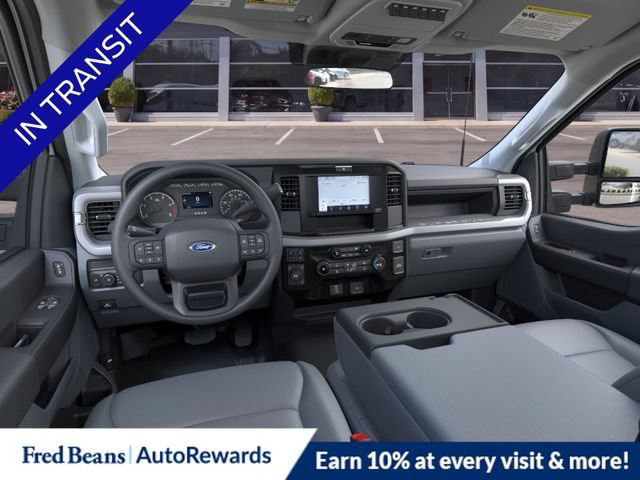 New 2026 Ford F550 4x4 Regular Cab Super Duty image 9
