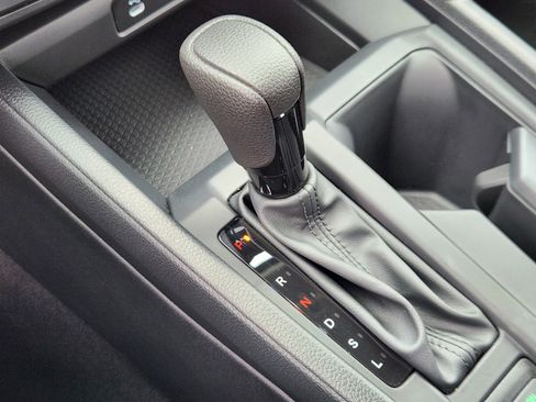 Certified 2025 Honda Accord SE image 12