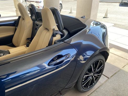 New 2026 MAZDA MX-5 Miata Grand Touring w/ Weather Package RWD image 45