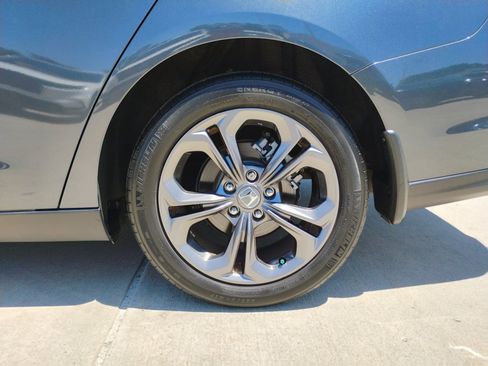 Certified 2023 Honda Accord EX image 22