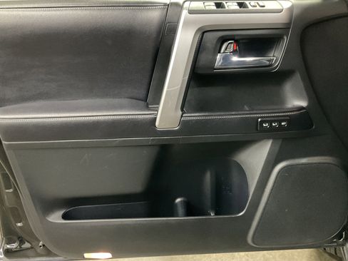 Used 2018 Toyota 4Runner Limited image 27