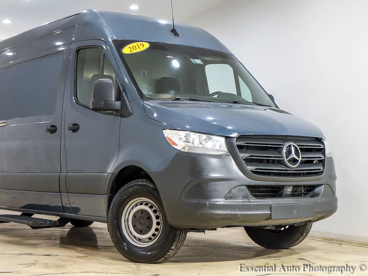 Used 2019 Mercedes-Benz Sprinter 170 image 2