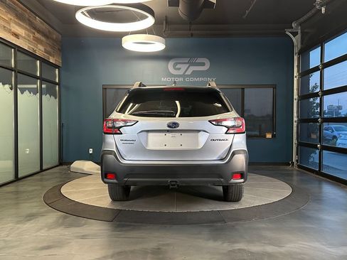 Used 2023 Subaru Outback Onyx Edition AWD/4WD image 4