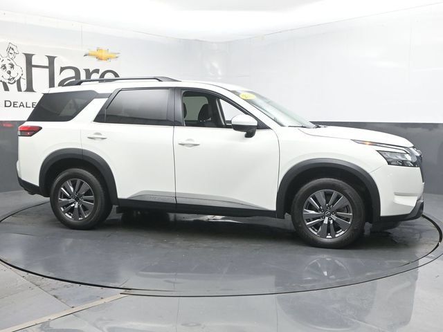 Used 2025 Nissan Pathfinder SV FWD image 54