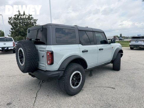 Used 2023 Ford Bronco Badlands AWD/4WD image 8