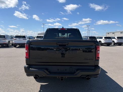 New 2027 RAM 1500 4x4 Crew Cab image 7