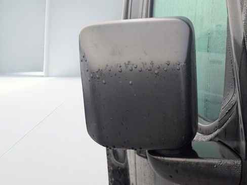 Used 2024 Jeep Gladiator Sport image 10