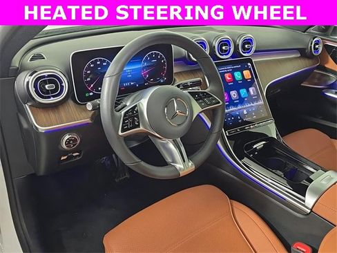 Used 2025 Mercedes-Benz C 300 4MATIC Sedan image 4