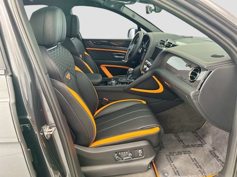 New 2026 Bentley Bentayga Speed AWD/4WD image 19