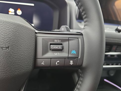 New 2026 Nissan Rogue Platinum AWD/4WD image 18