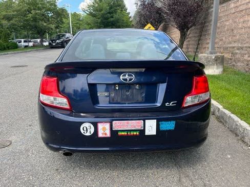 Used 2012 Scion tC FWD image 5