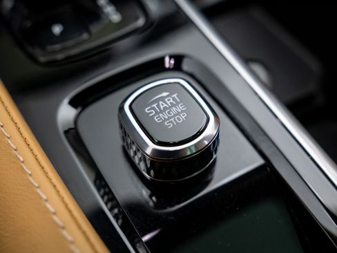 Used 2024 Volvo XC90 B6 Ultimate image 22