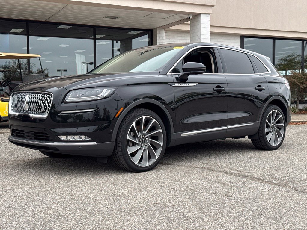 Used 2023 Lincoln Nautilus Reserve w/ Equipment Group 202A AWD/4WD image 19