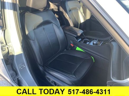 Used 2023 Jeep Grand Cherokee Limited image 28